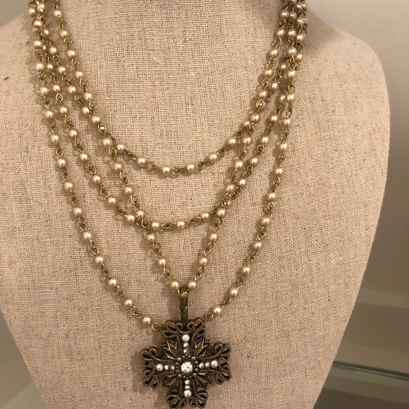 Virgins Saints & Angels Gold and Pearl Necklace - Picture 5 of 5